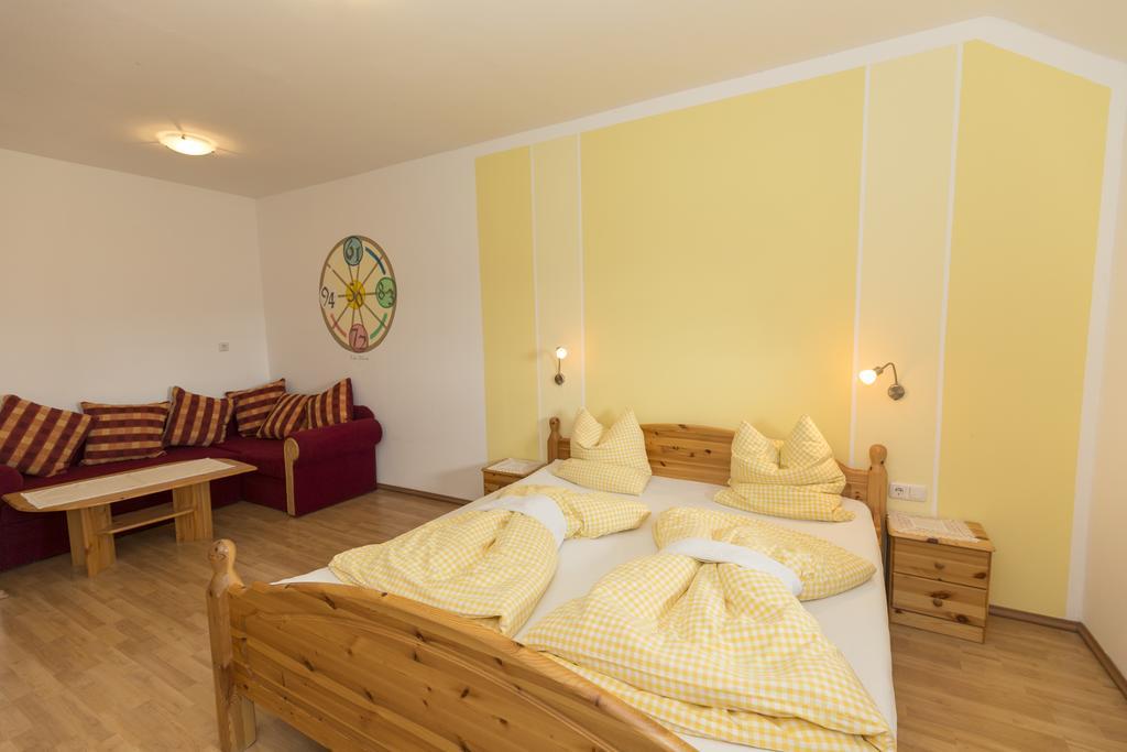 Biohof Ebenbauer Otel Waidhofen-Ybbs Dış mekan fotoğraf